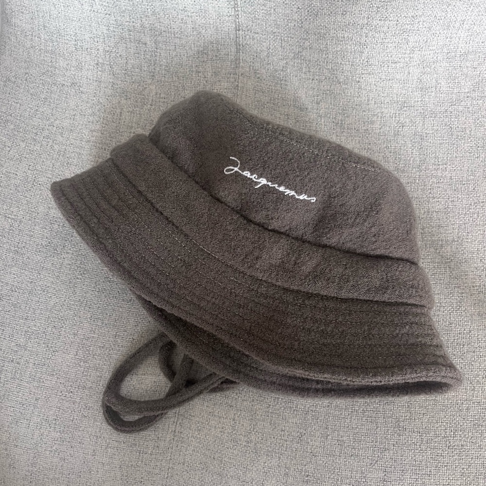 Jacquemus Wool bucket hat